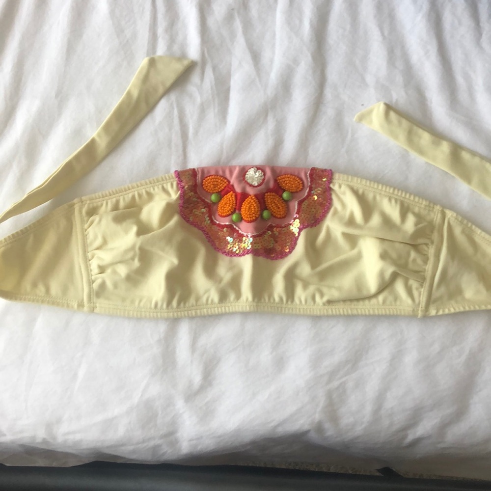 Sofia bikini top